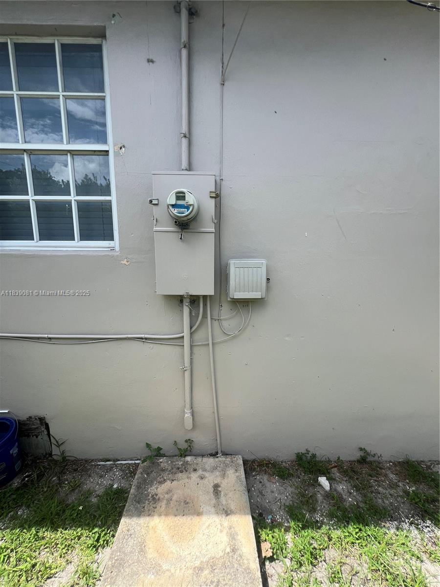 1190 Nw 135th St Property Photo 19