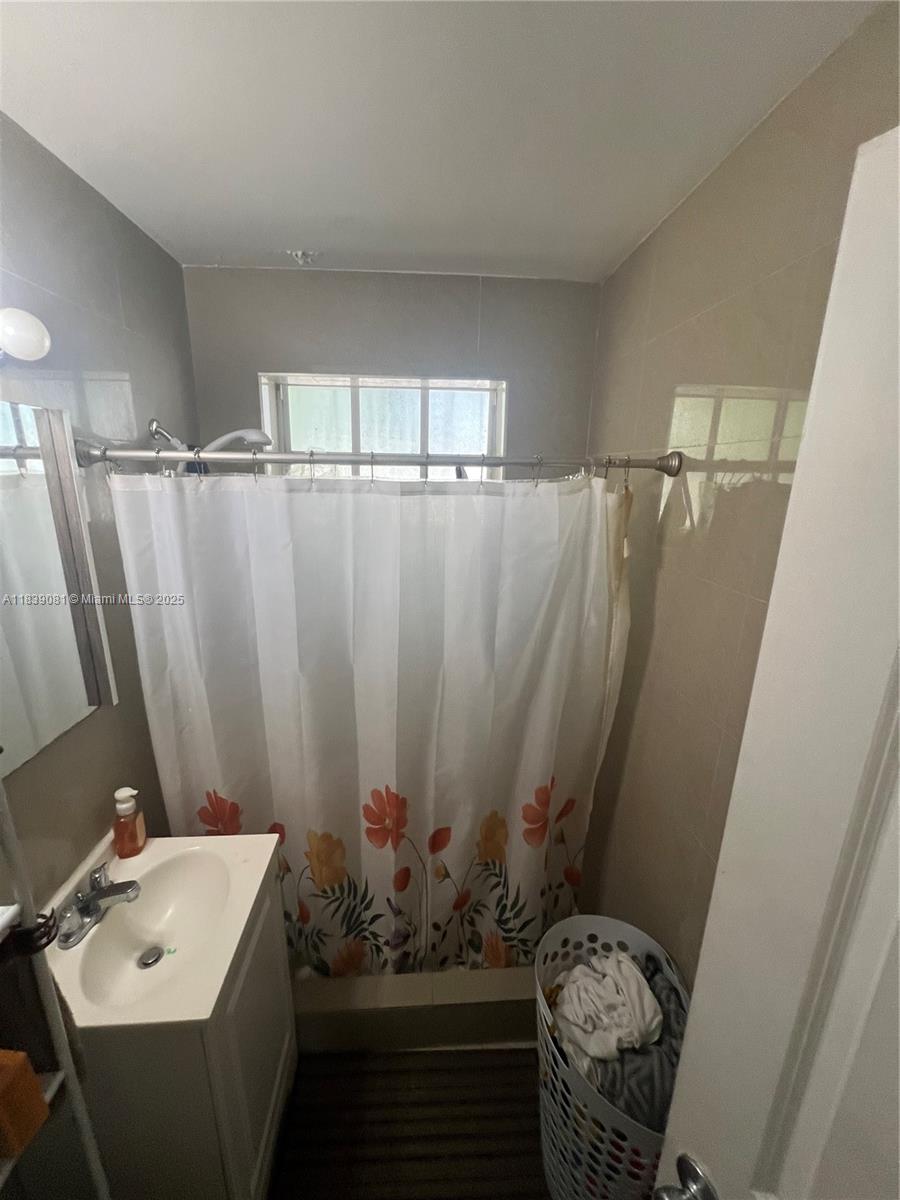 1190 Nw 135th St Property Photo 43