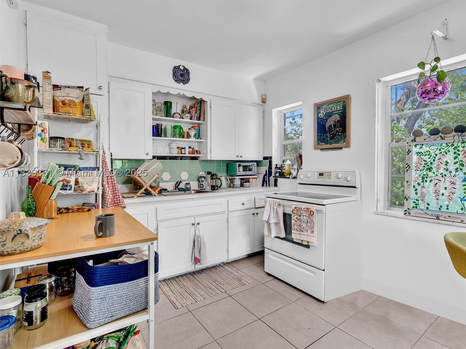 3210 E Elizabeth St Property Photo 22