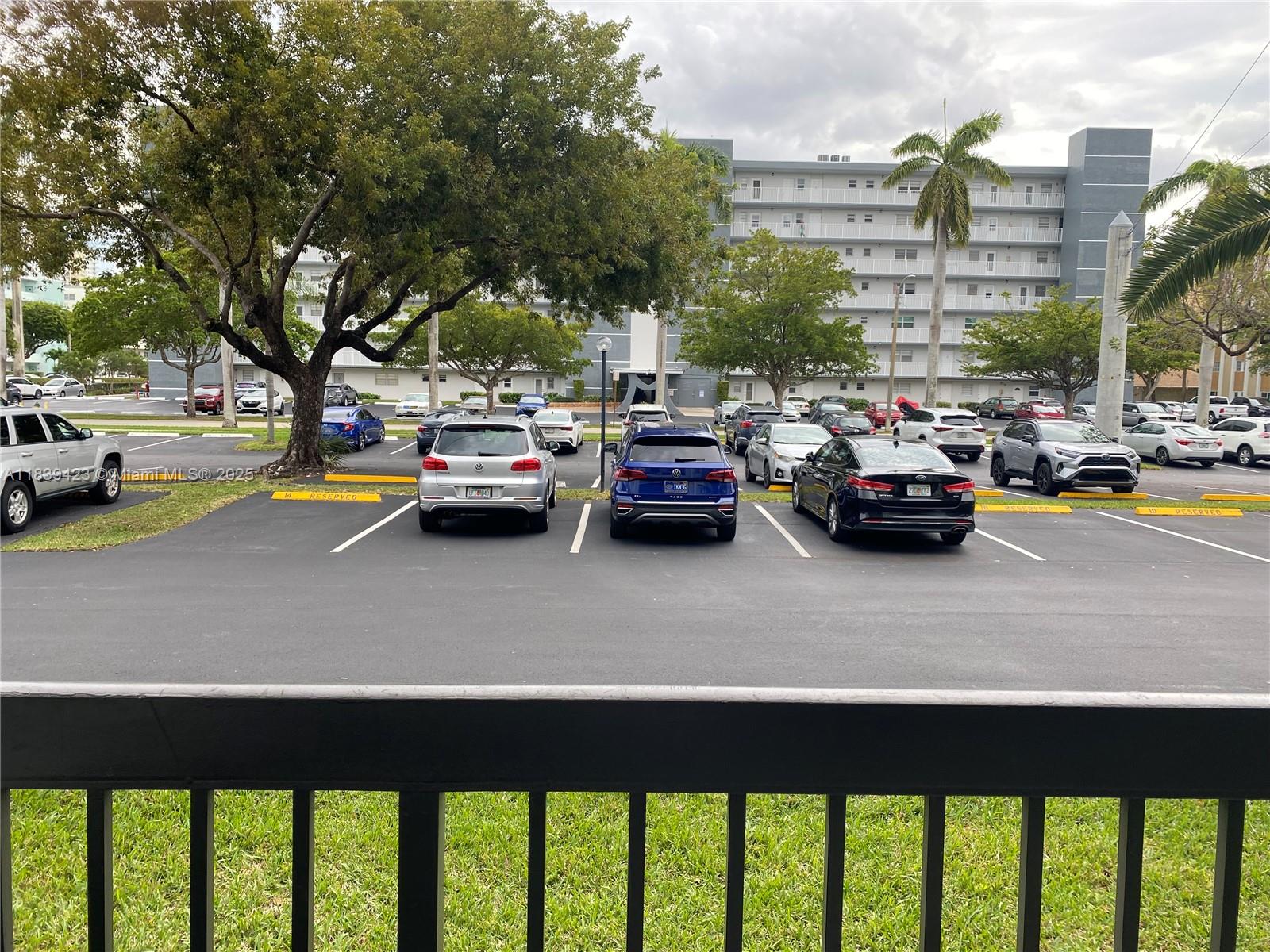 1301 Ne 7th St 101 Property Photo 4