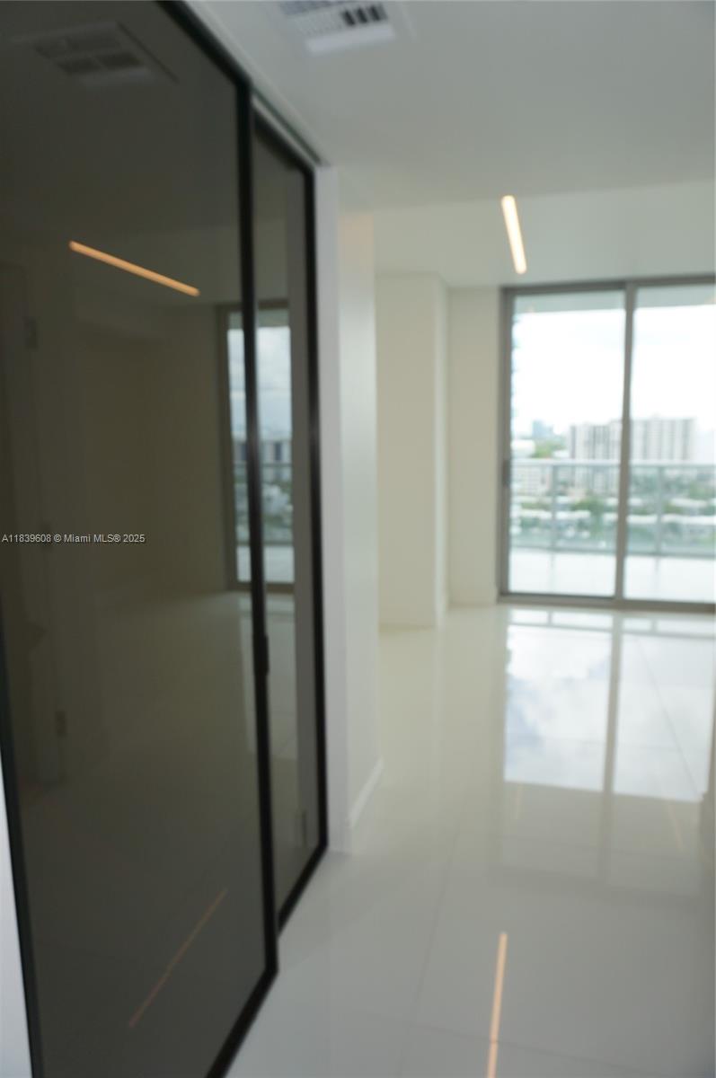 300 Sunny Isles Blvd 4-1808 Property Photo 11