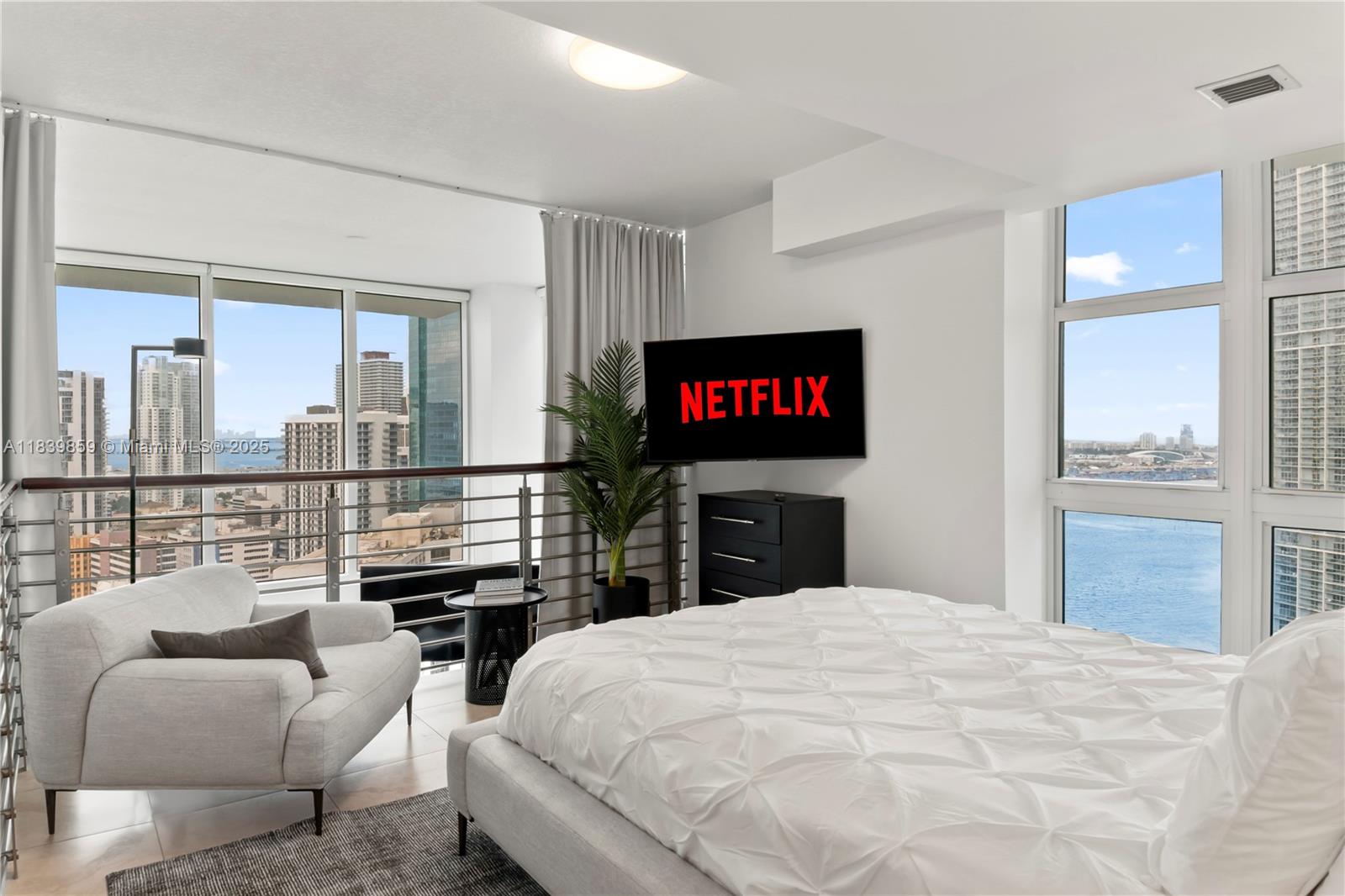 41 Se 5th St 1901 Property Photo 17