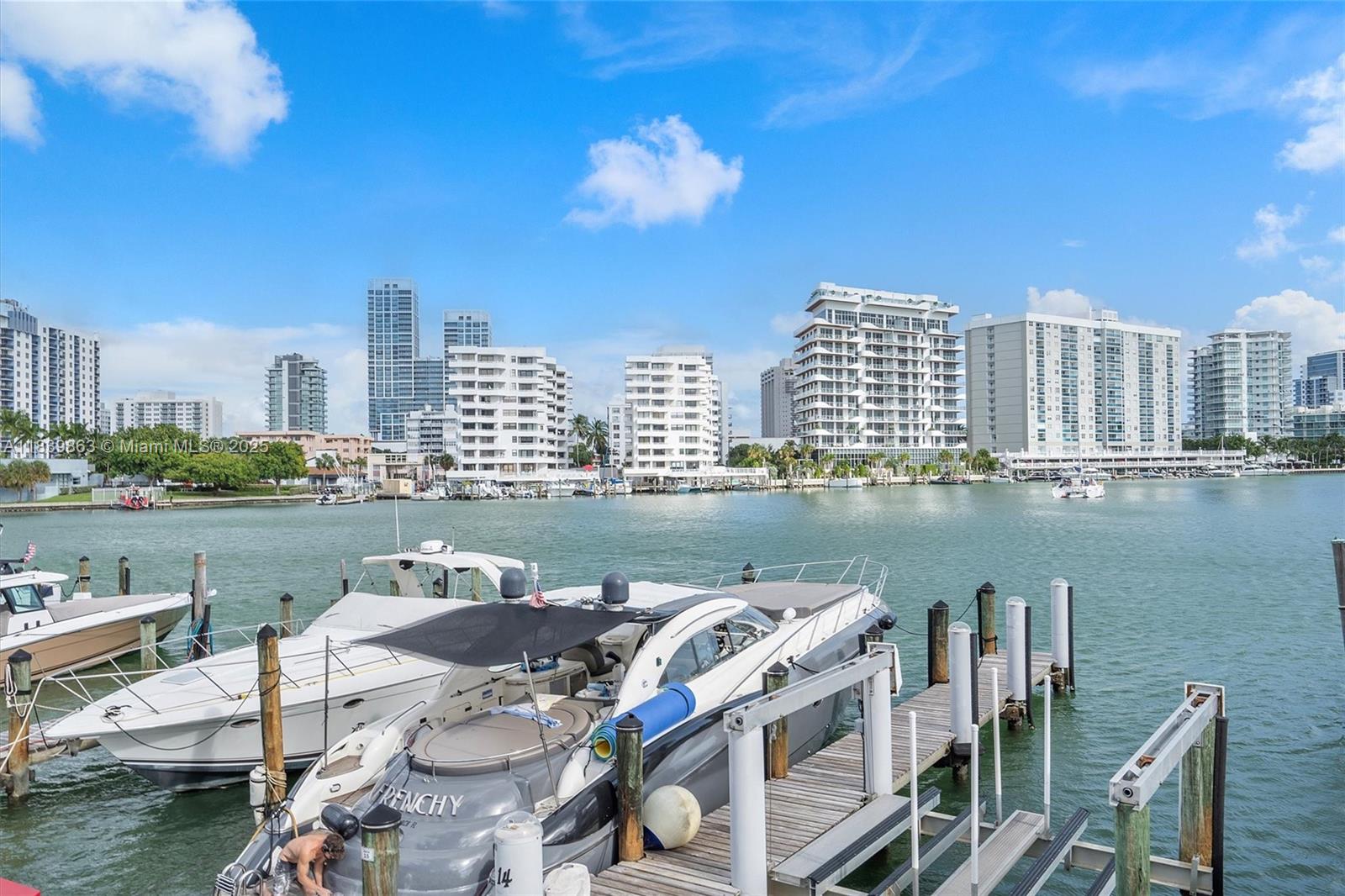 900 Bay Dr 718+dock Slip Available Property Photo 37