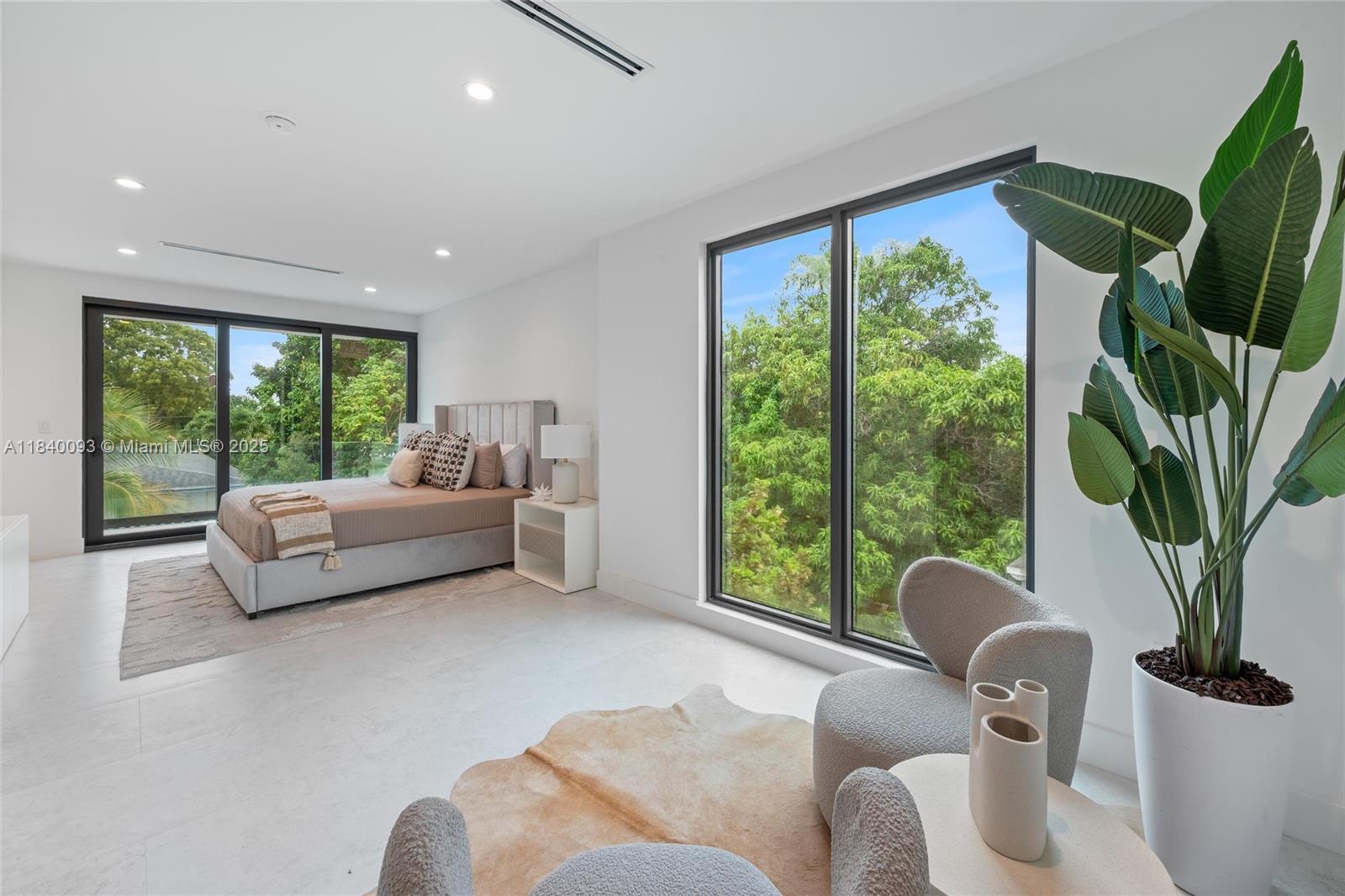 2937 Sw 21st St Property Photo 12