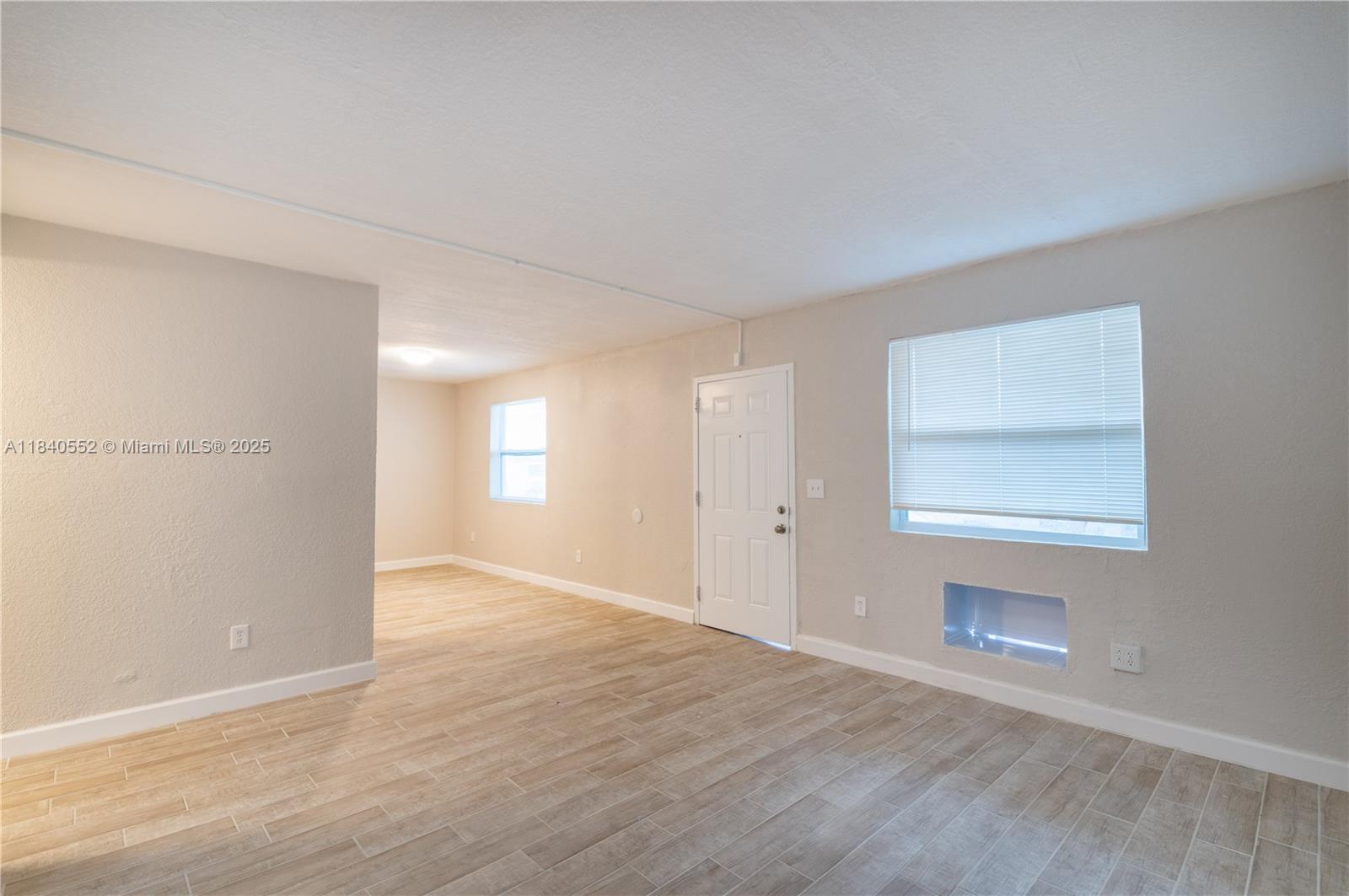 601 S Flagler Ave 4 Property Photo 7