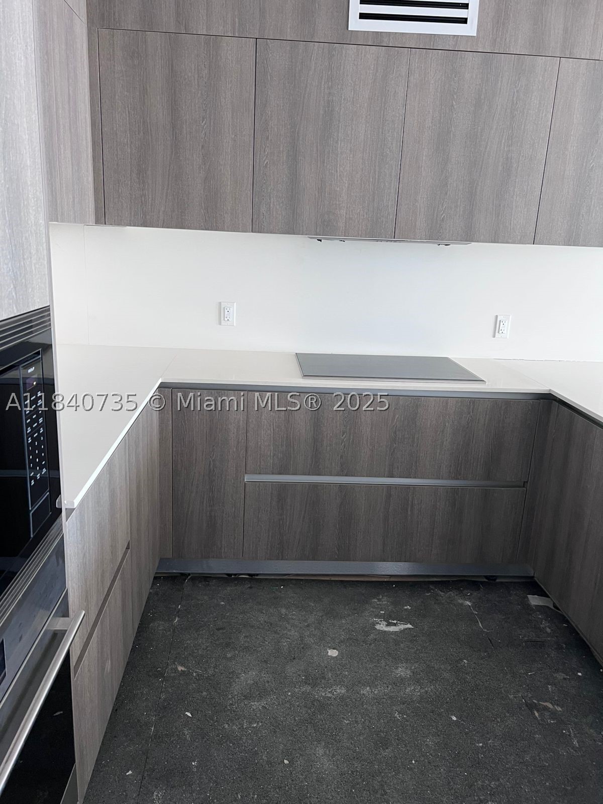17550 Collins Ave 1004 Property Photo 4