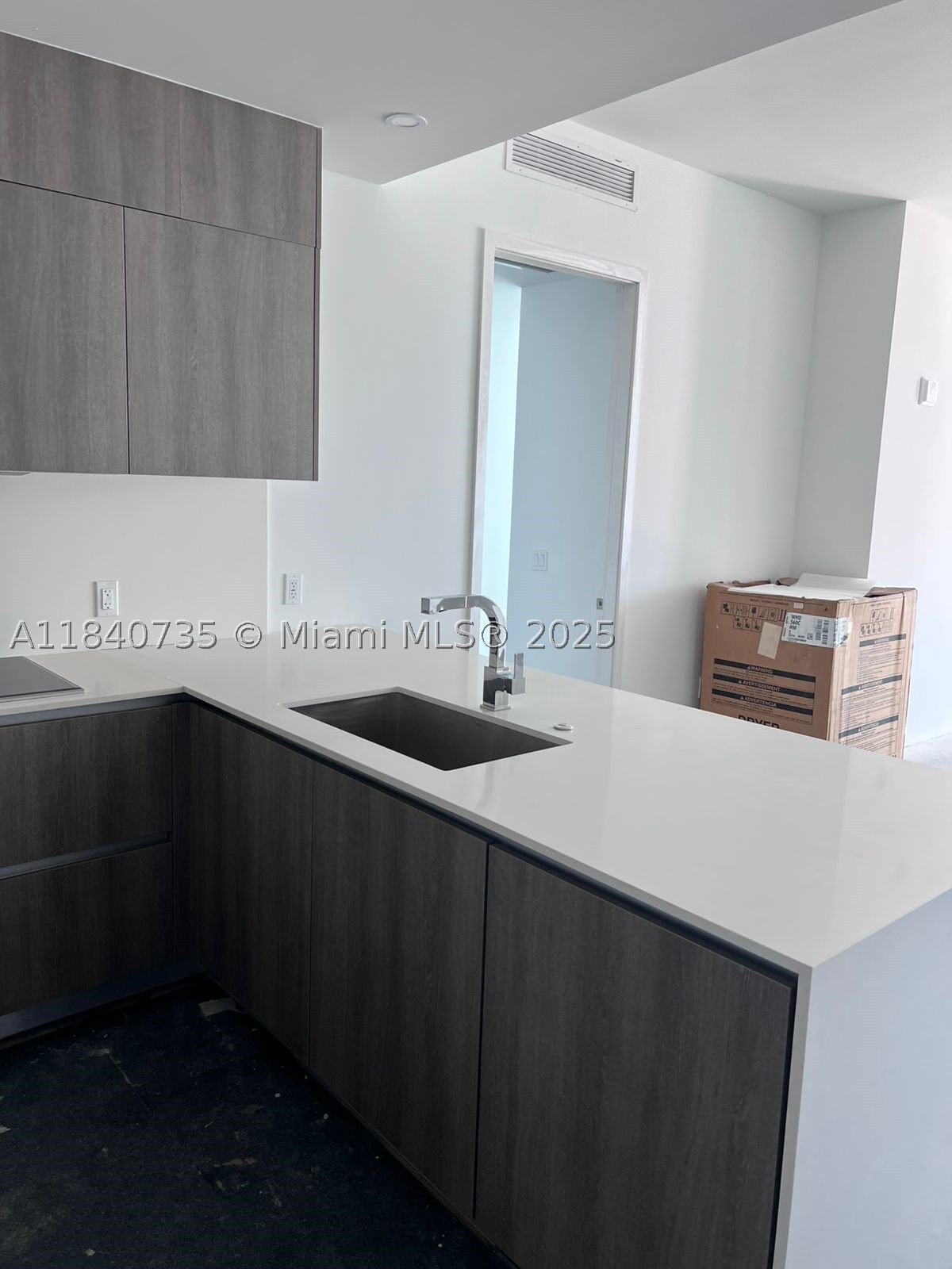 17550 Collins Ave 1004 Property Photo 17