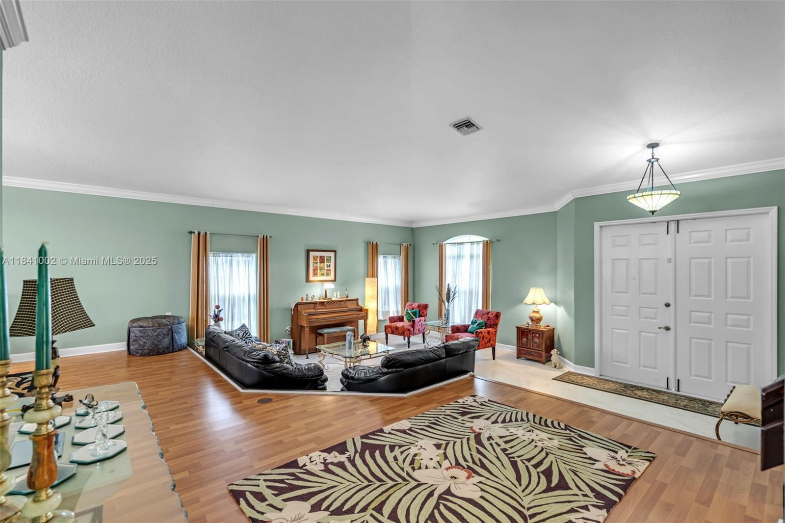 11331 Nw 64th Ter Property Photo 5