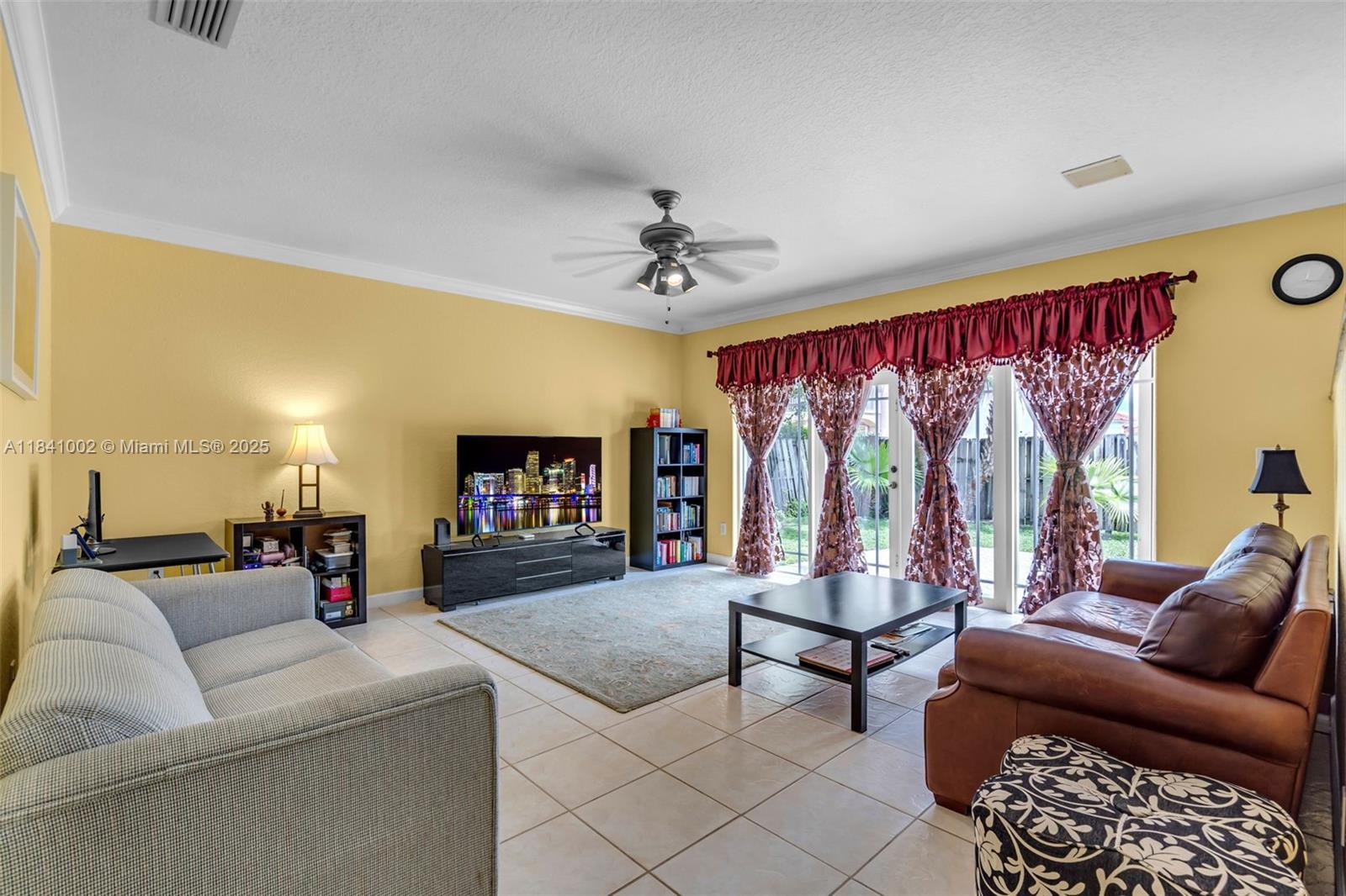 11331 Nw 64th Ter Property Photo 15