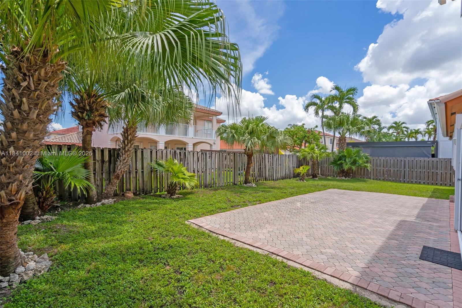 11331 Nw 64th Ter Property Photo 36