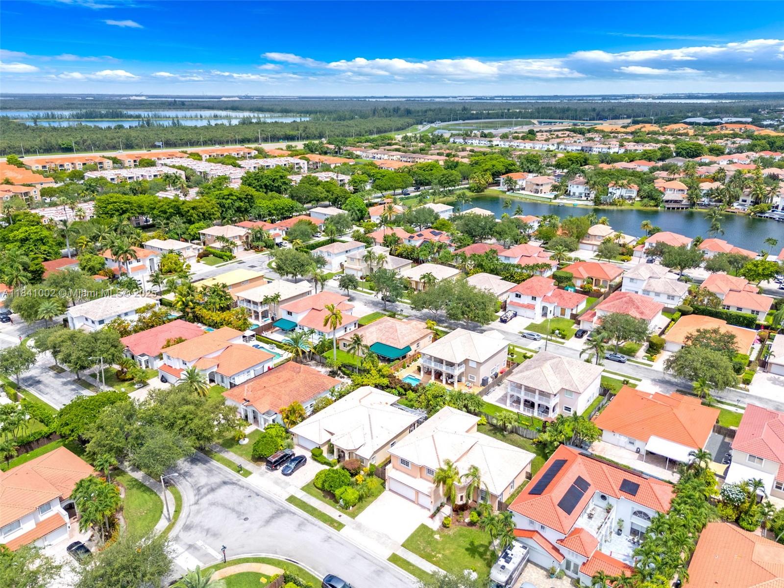 11331 Nw 64th Ter Property Photo 42