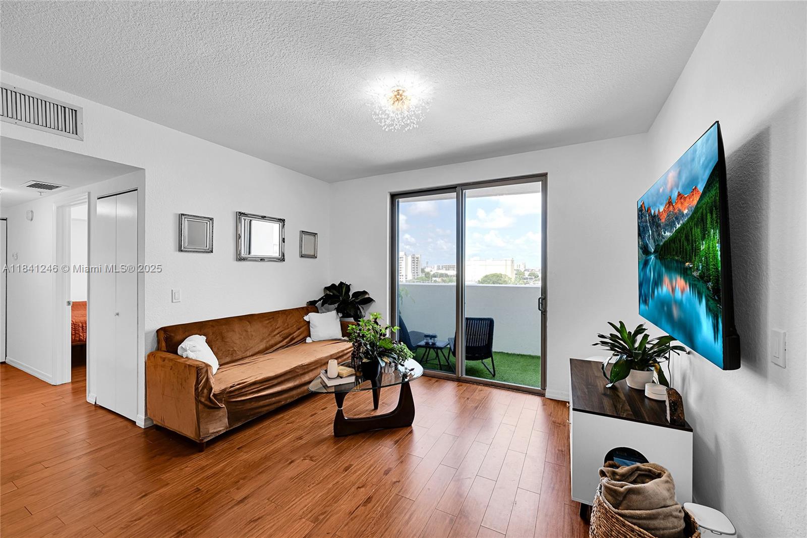 36 Nw 6th Ave 701 Property Photo 4