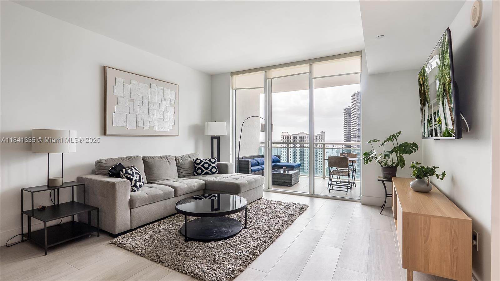 950 Brickell Bay Dr 3500 Property Photo 1