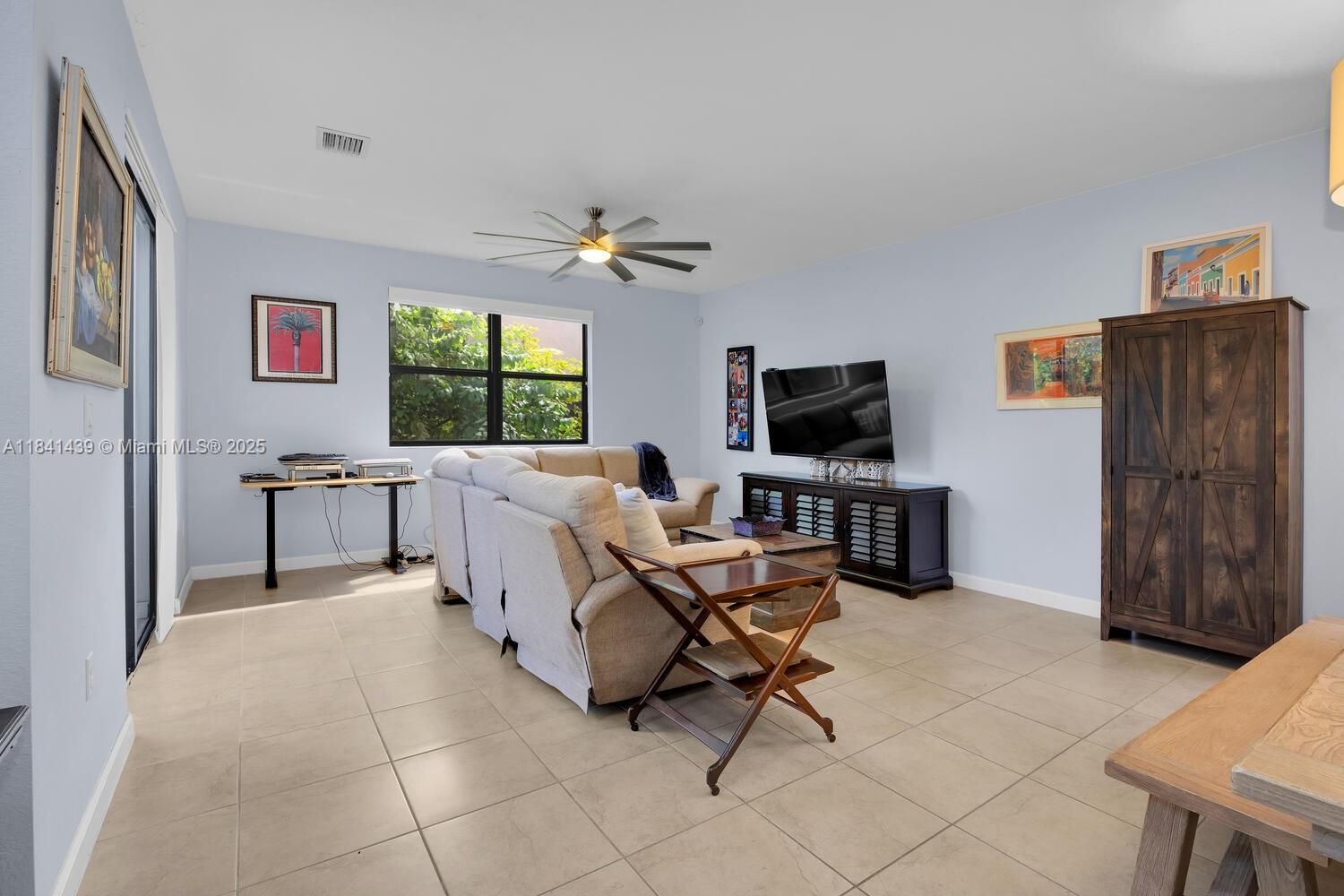 455 Se 34th Ter Property Photo 11