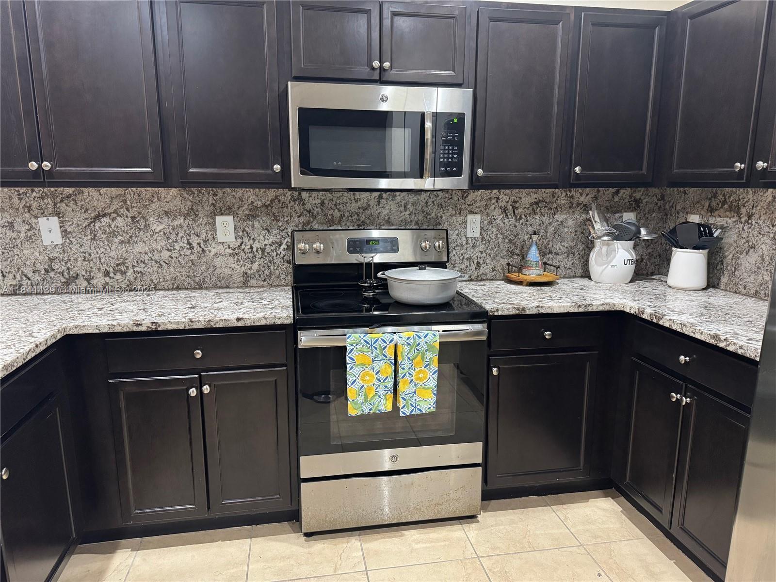 455 Se 34th Ter Property Photo 15