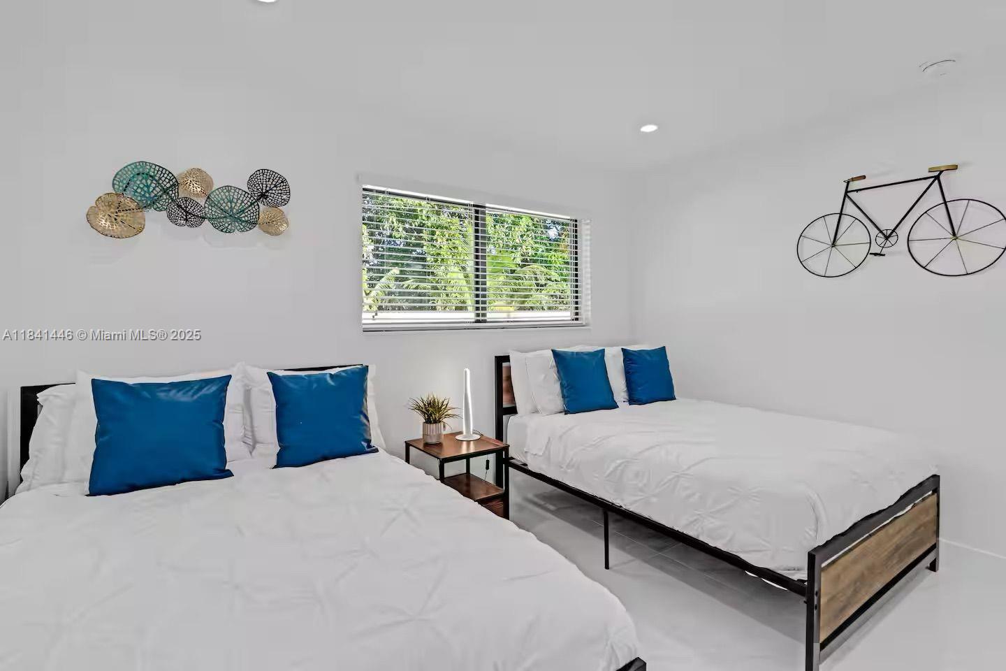 17835 Ne 6th Ave 0 Property Photo 2