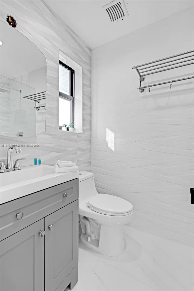 17835 Ne 6th Ave 0 Property Photo 18