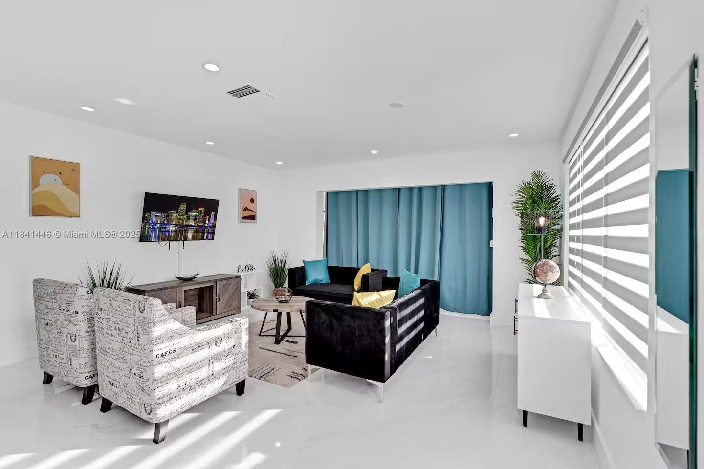 17835 Ne 6th Ave 0 Property Photo 19