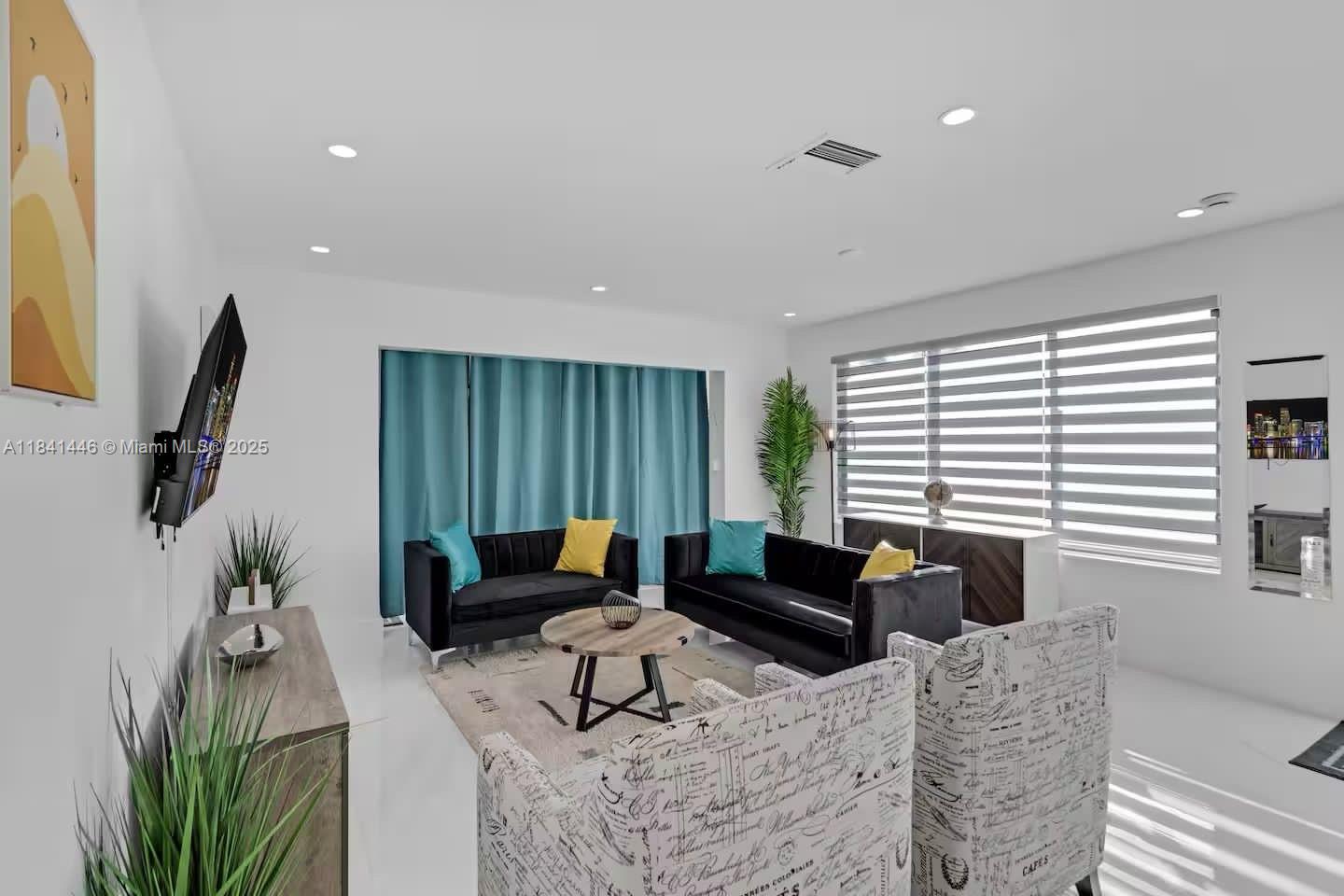 17835 Ne 6th Ave 0 Property Photo 21