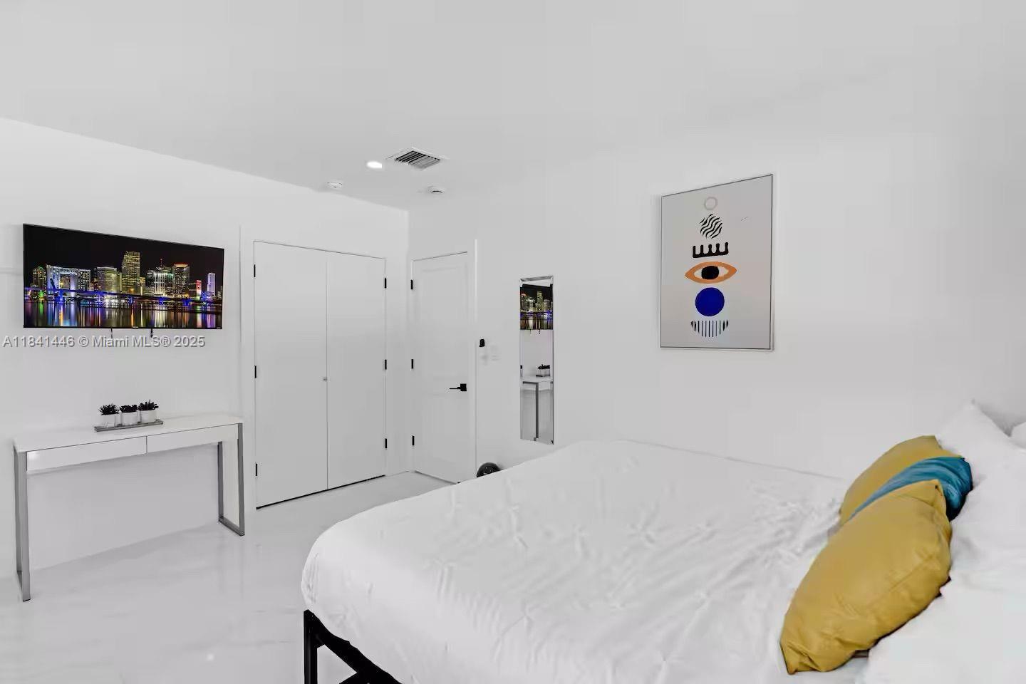 17835 Ne 6th Ave 0 Property Photo 27