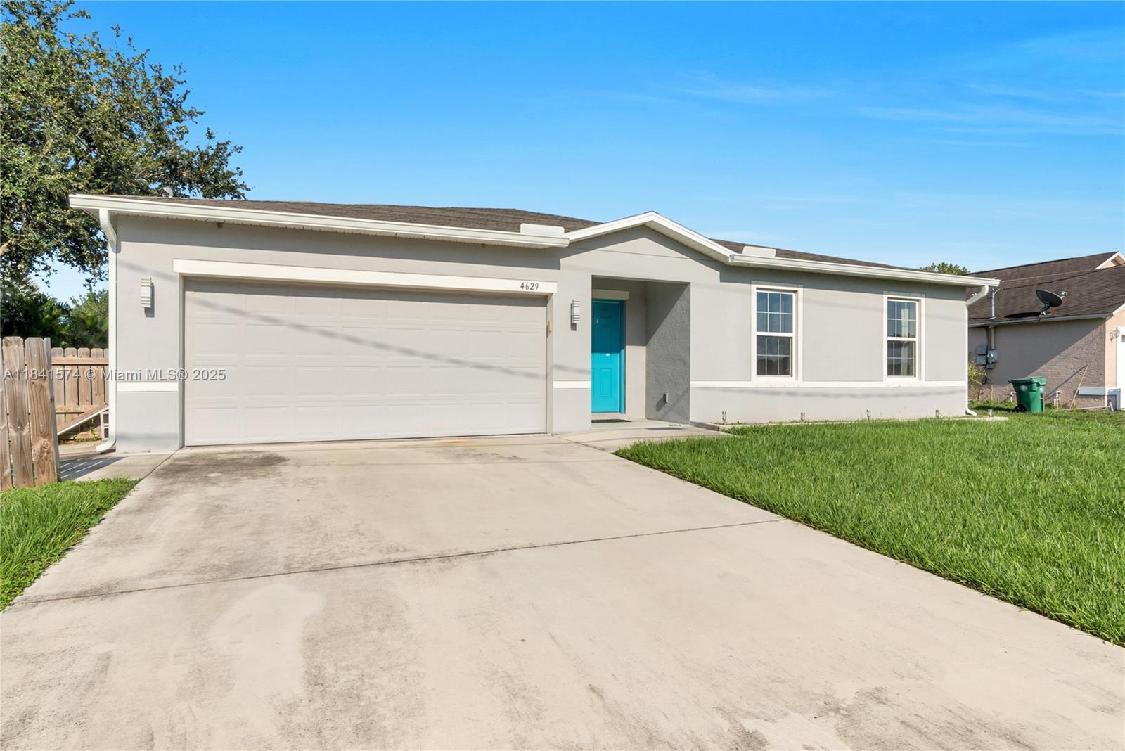 4629 Sw Flintstone Dr Property Photo 1
