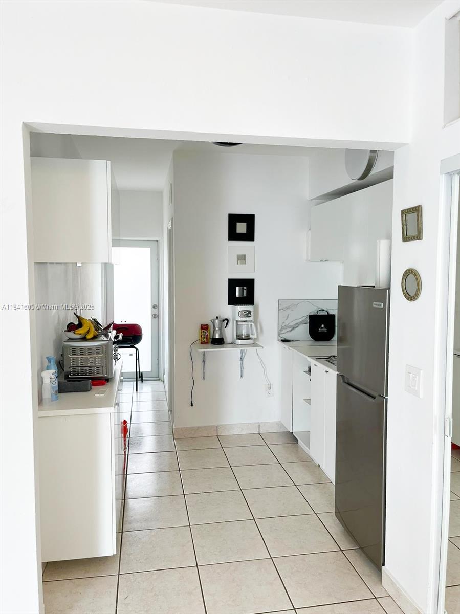 2160 Bay Dr 2-11 Property Photo 5