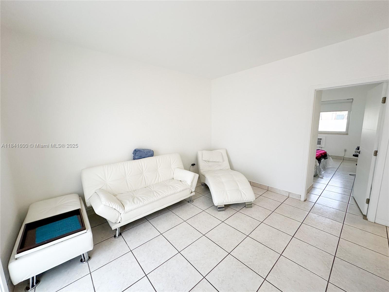 2160 Bay Dr 2-11 Property Photo 7