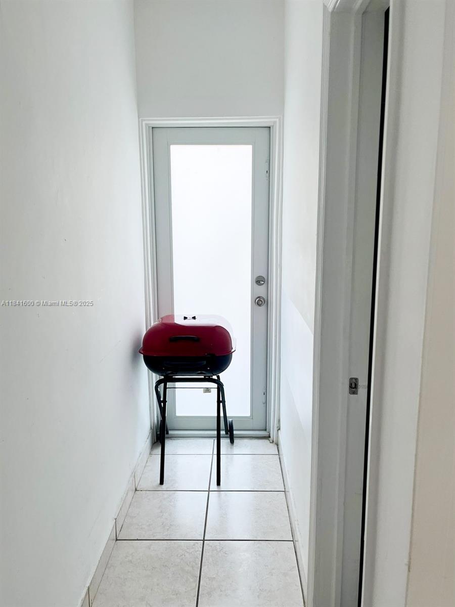 2160 Bay Dr 2-11 Property Photo 15