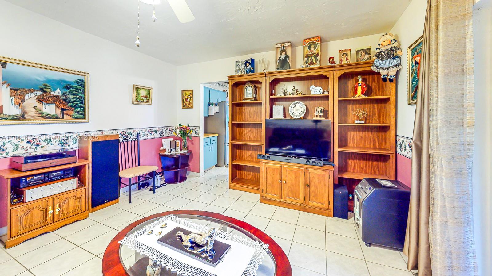 8121 Sw 205th St Property Photo 11