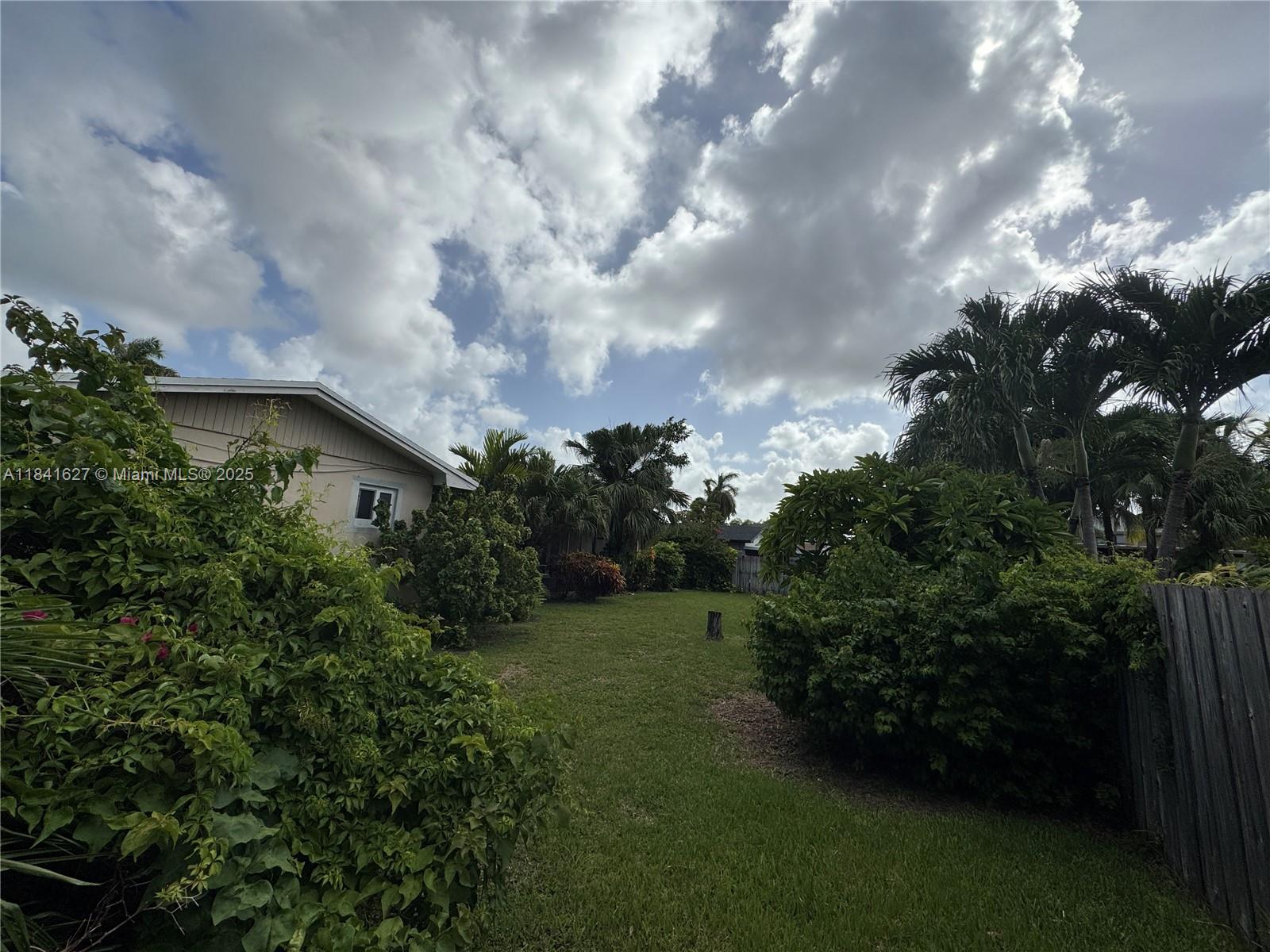 8121 Sw 205th St Property Photo 20