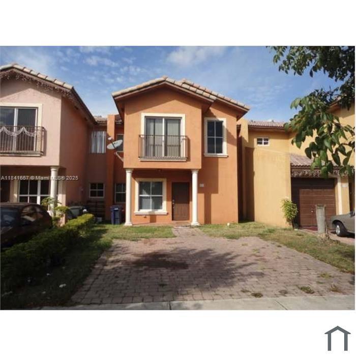 650 Sw 7th Ter Property Photo 1