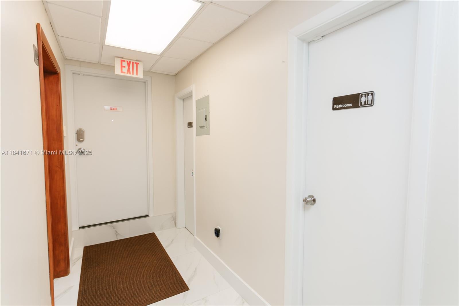 1911 Harrison St 5 Property Photo 16