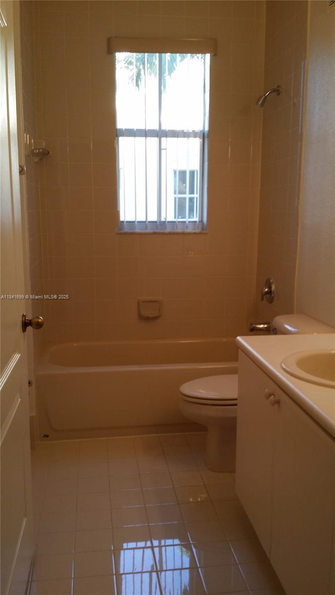 1536 Se 26th St 105 Property Photo 15