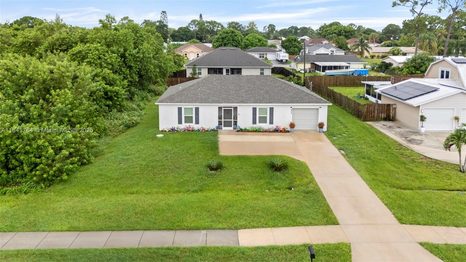 973 Nw Bayshore Blvd Property Photo 1