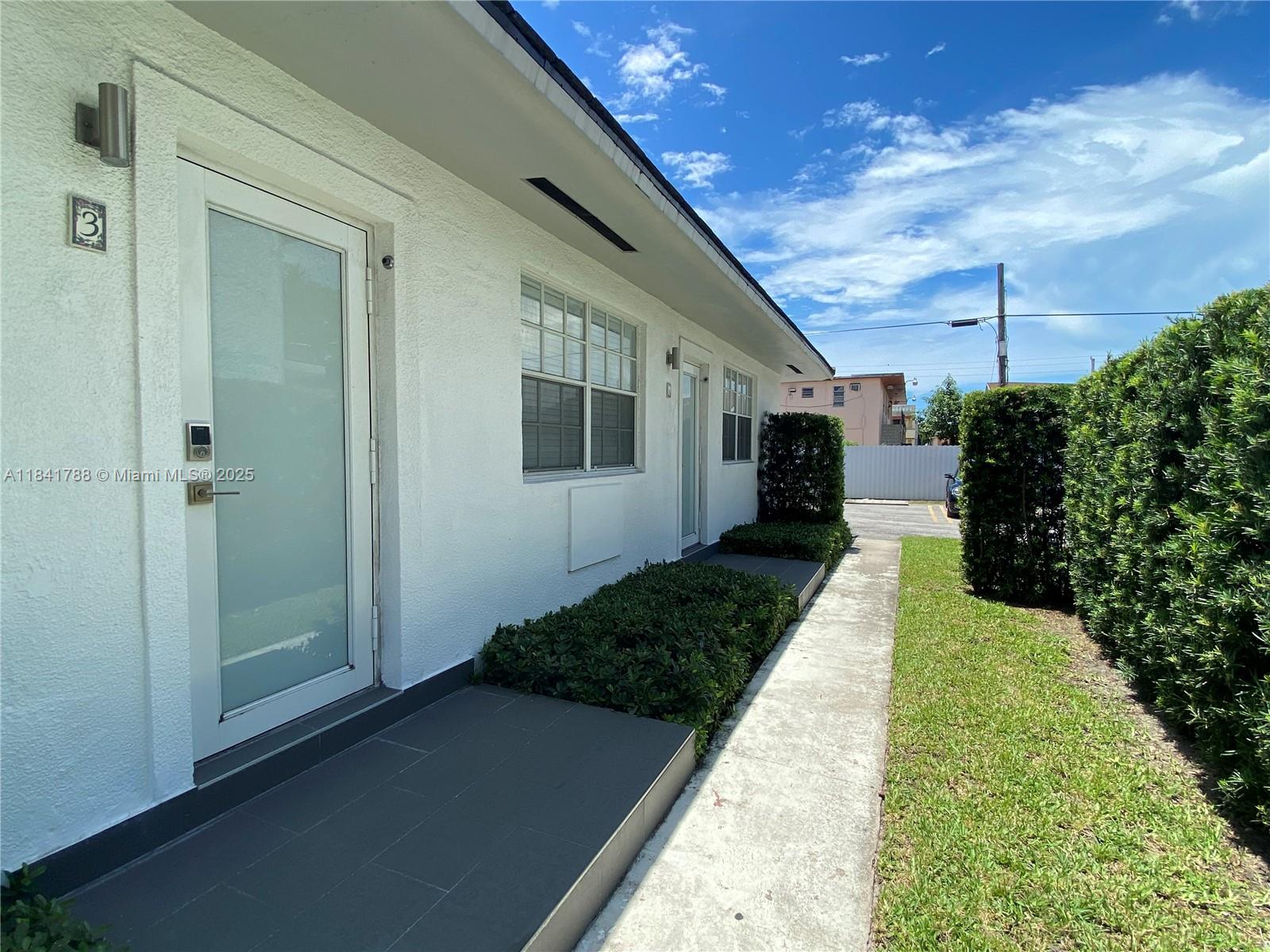A11841788 Property Photo 1