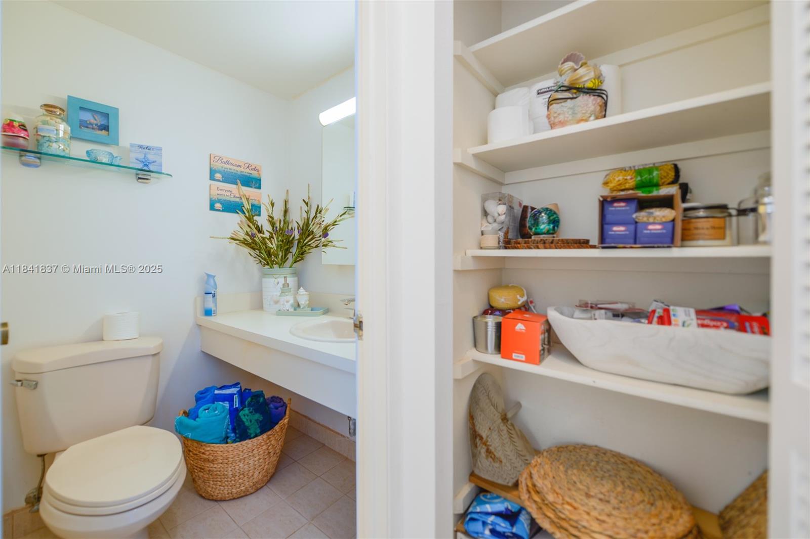 1950 S Ocean Dr 18b Property Photo 12