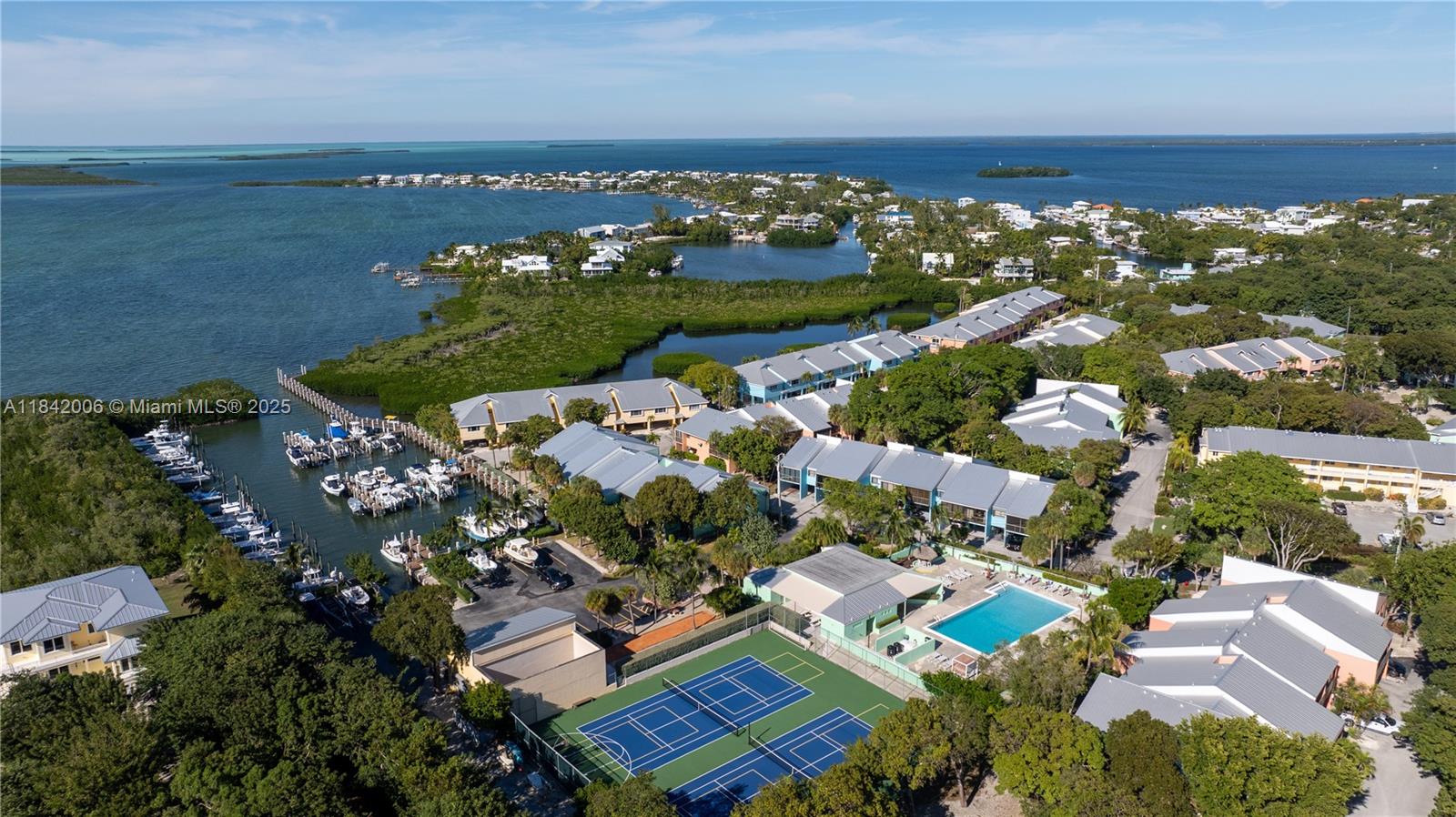 9832 Leeward Property Photo 30