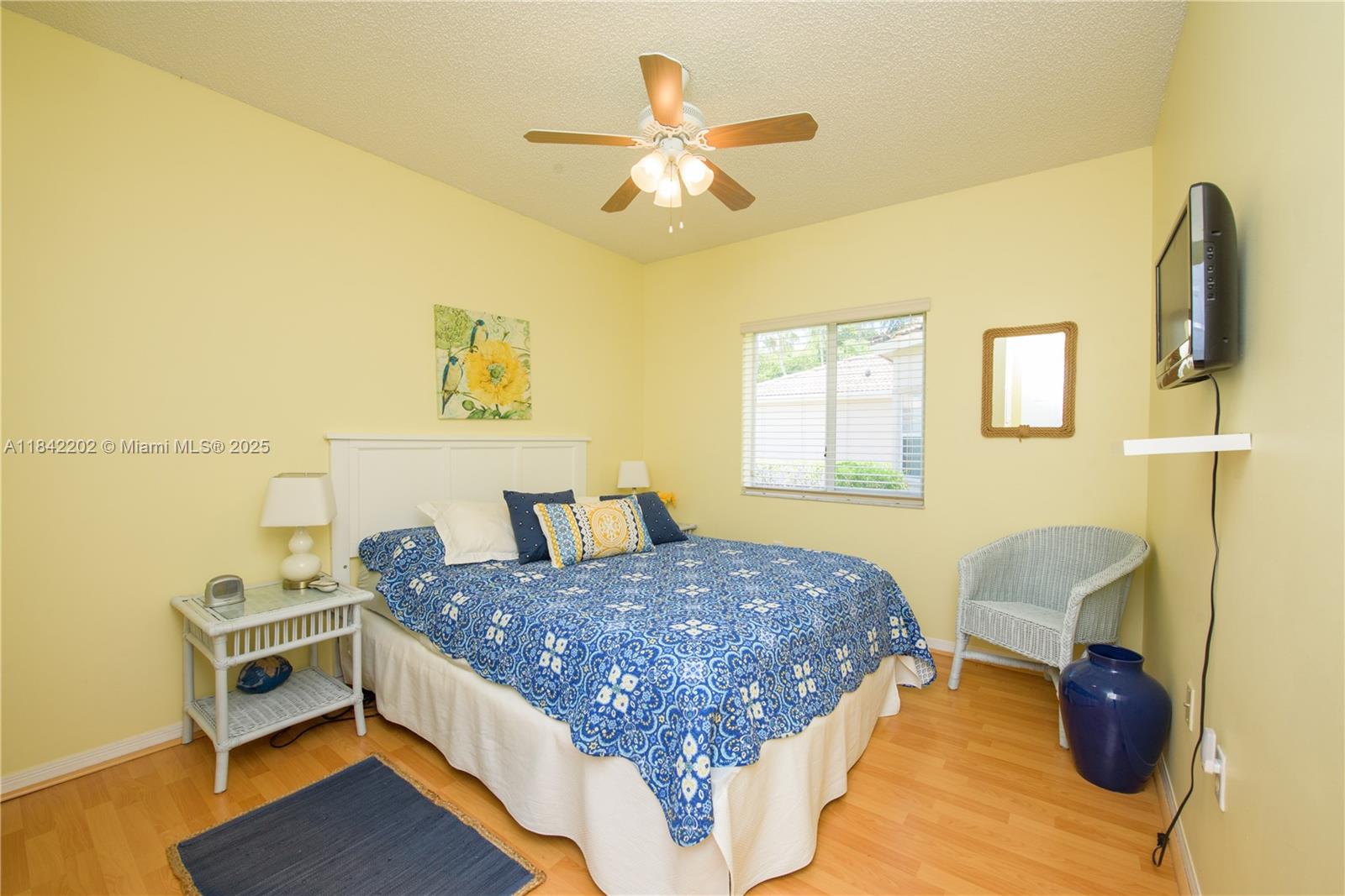 460 Se 24th Dr Property Photo 12