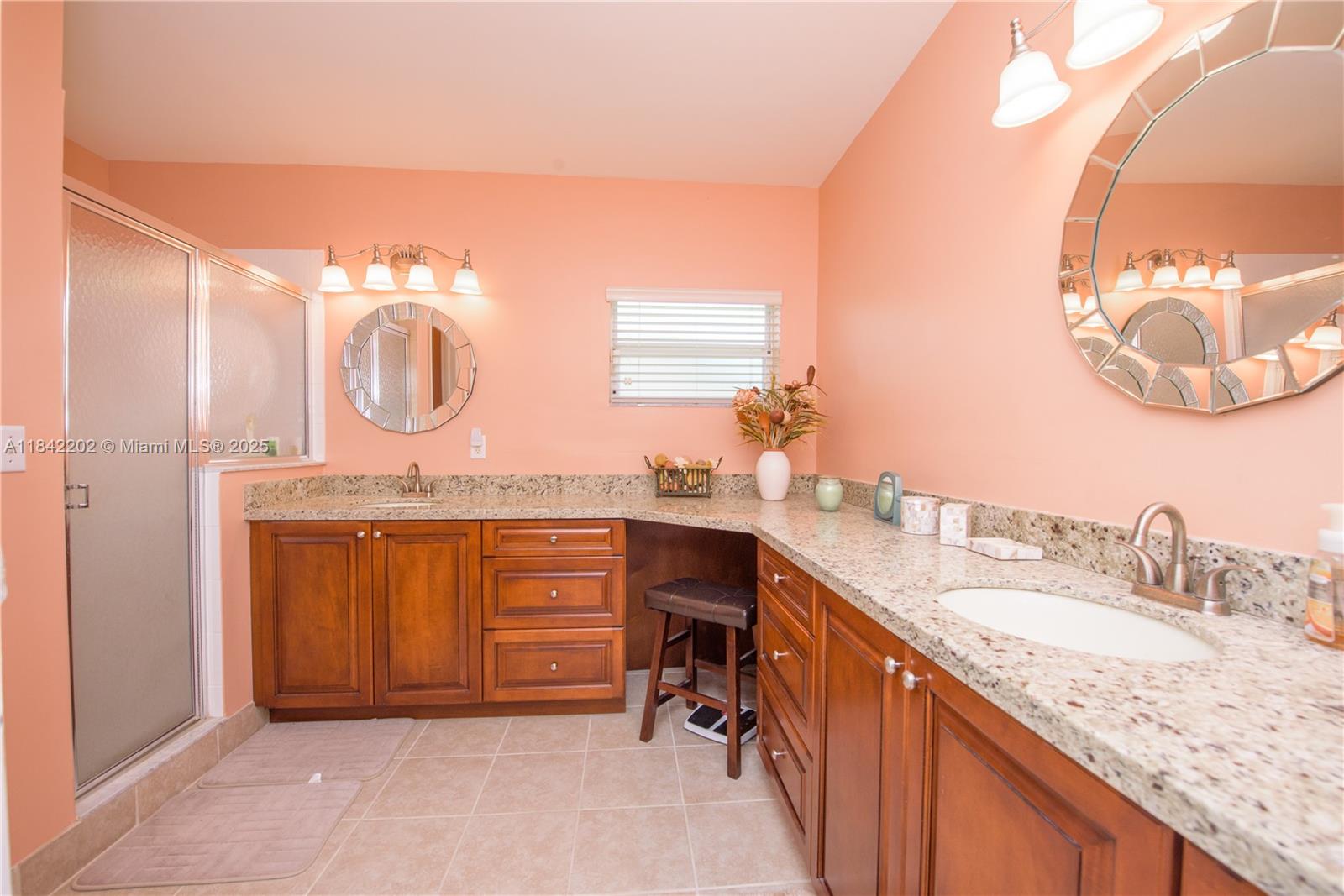 460 Se 24th Dr Property Photo 16