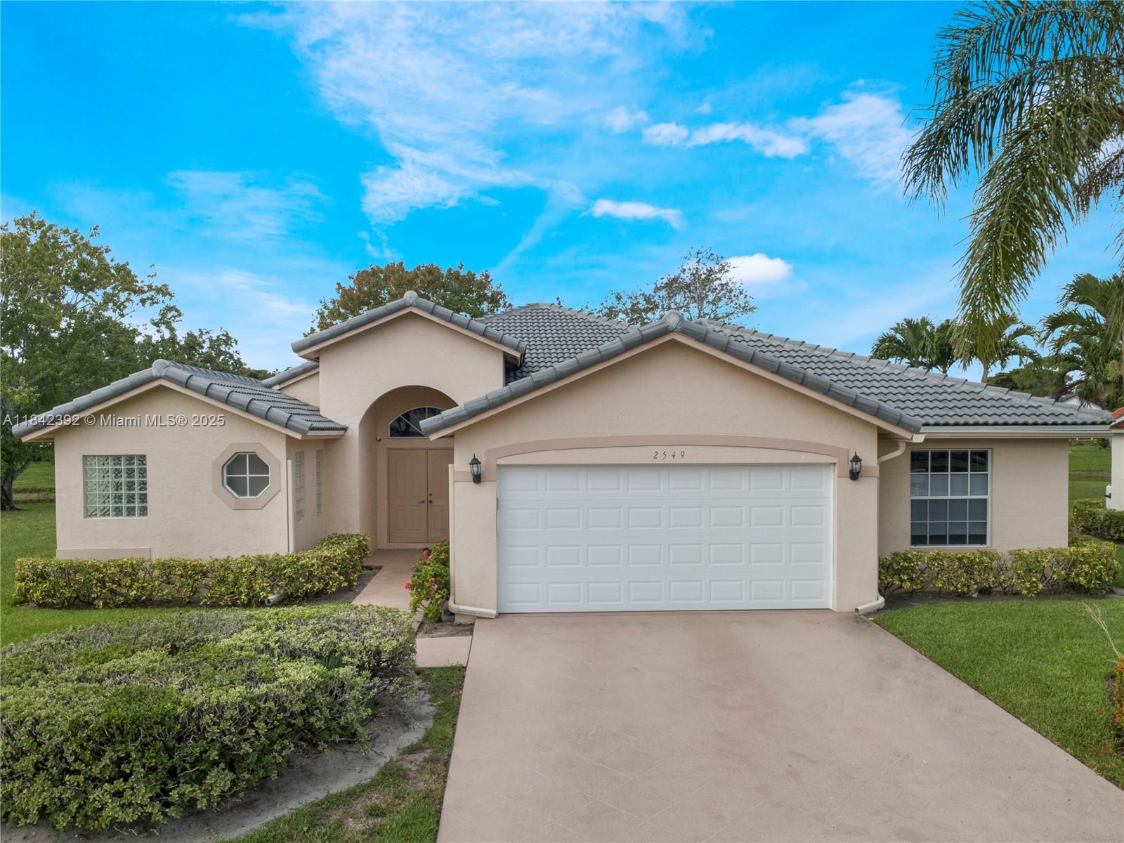 2549 Egret Lake Dr Property Photo 1