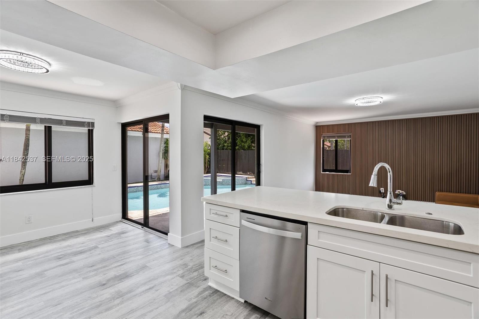 17532 Nw 61st Ct N Property Photo 8