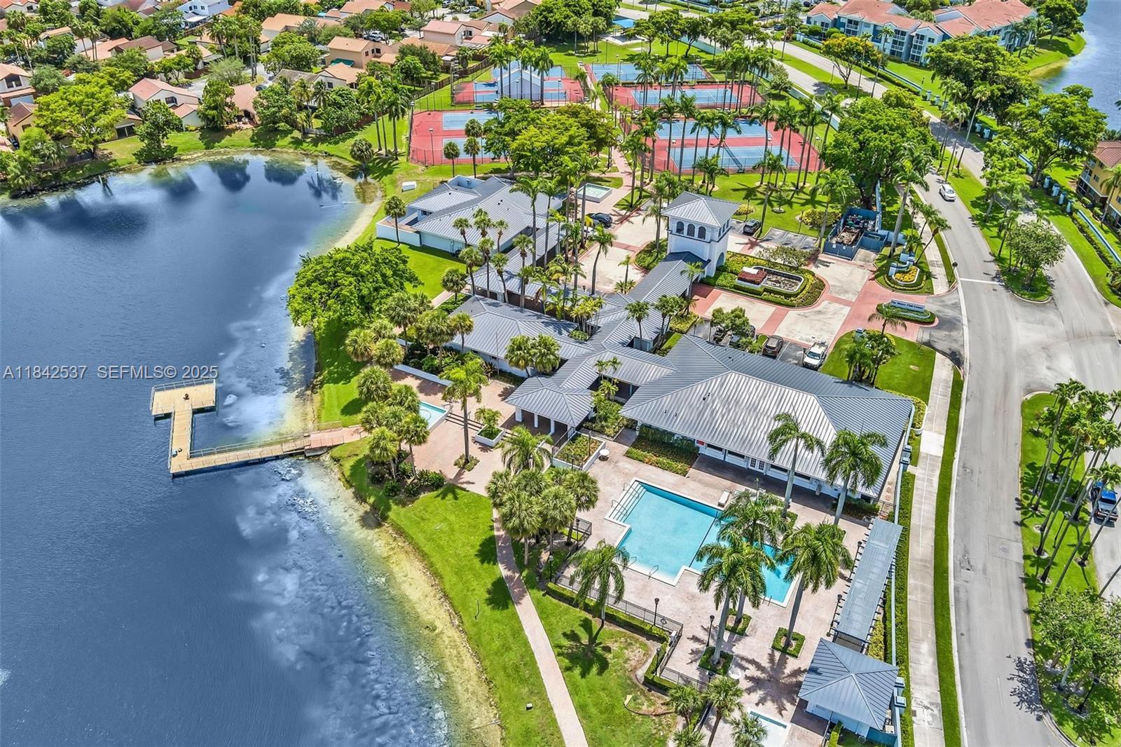 17532 Nw 61st Ct N Property Photo 10