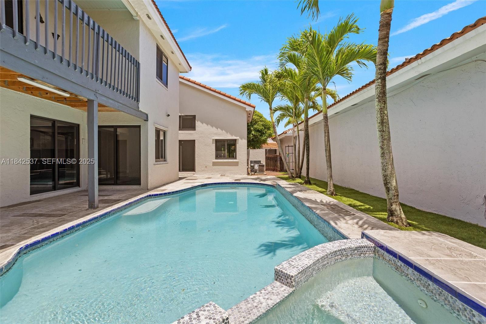 17532 Nw 61st Ct N Property Photo 12