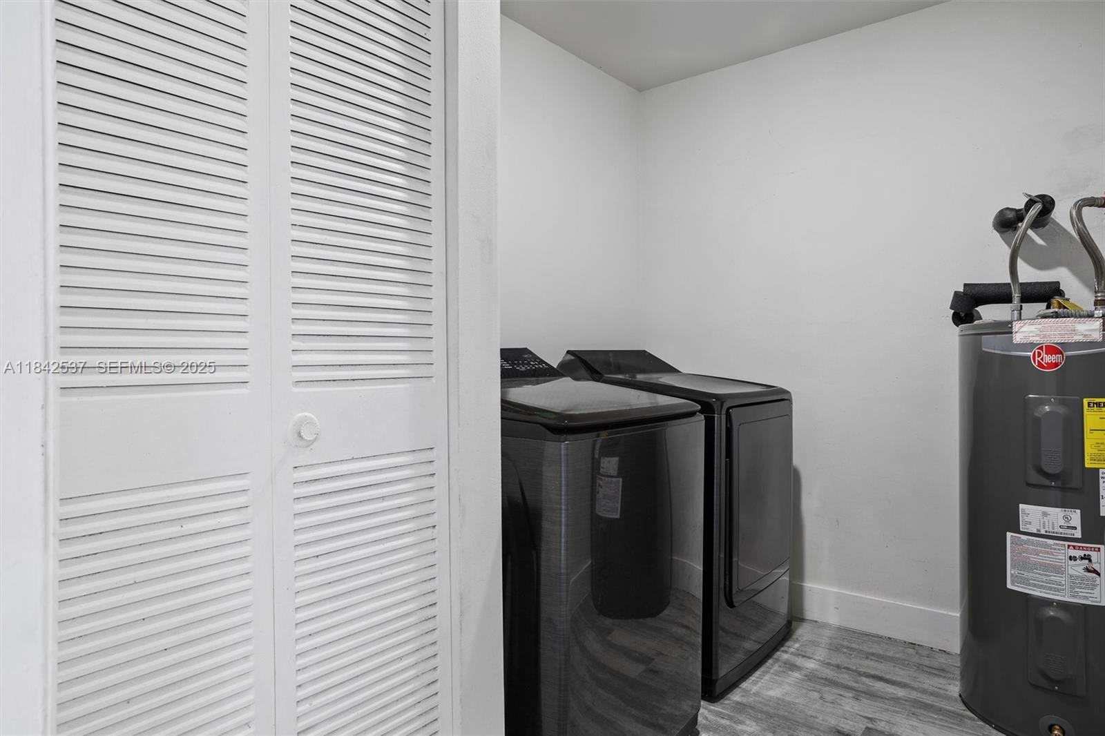 17532 Nw 61st Ct N Property Photo 20