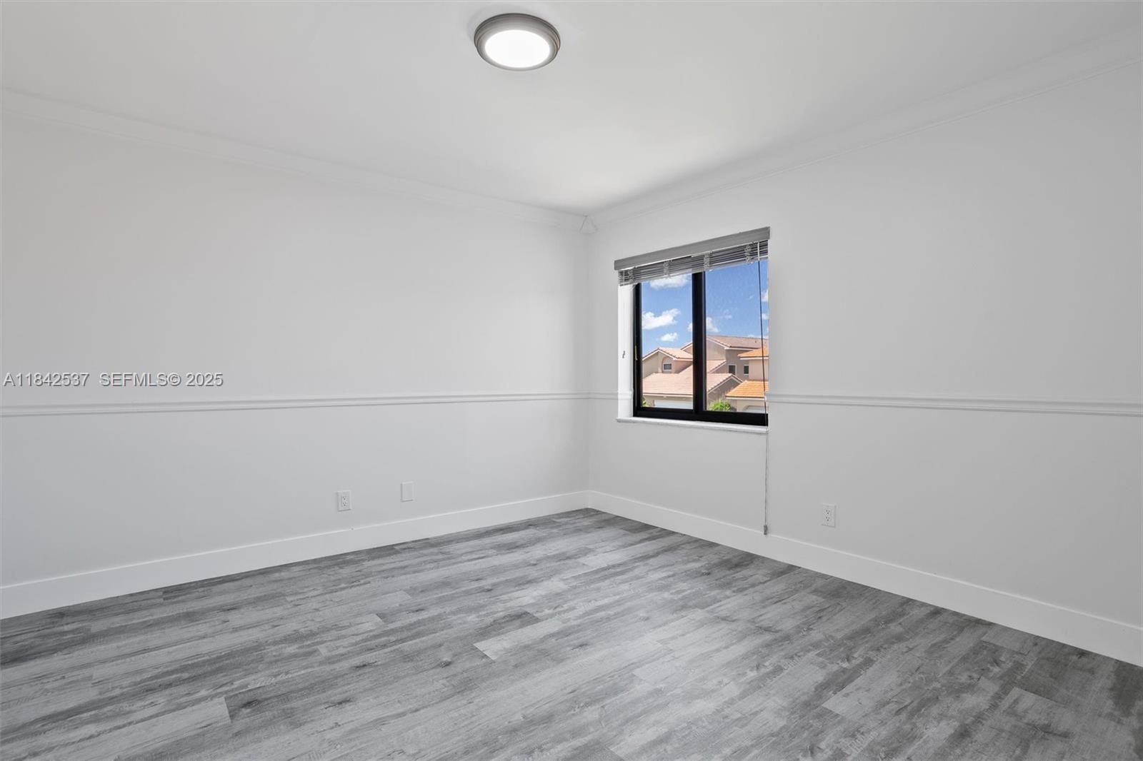 17532 Nw 61st Ct N Property Photo 25