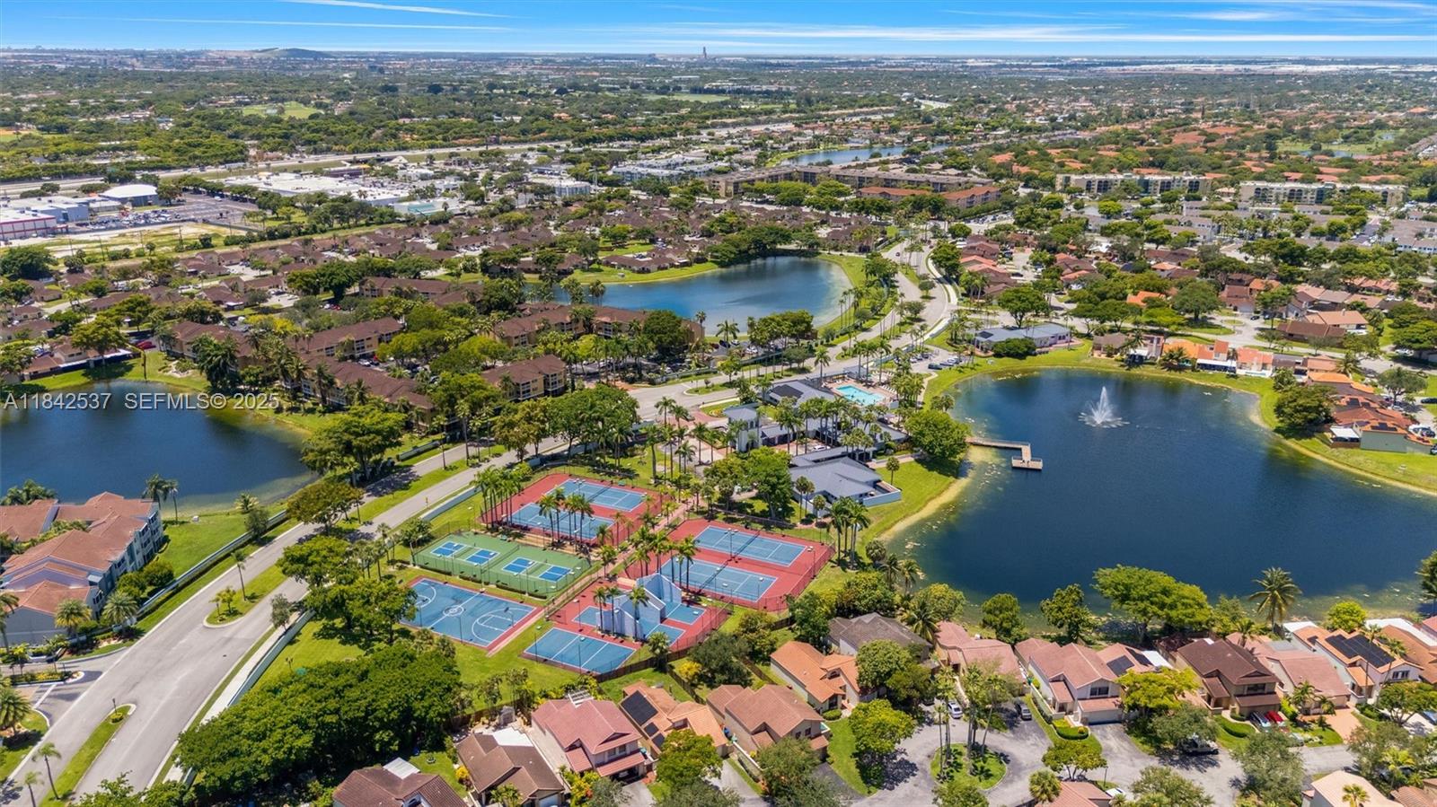 17532 Nw 61st Ct N Property Photo 36