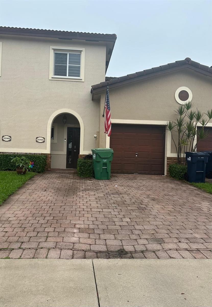 22155 Sw 88th Path Property Photo 1