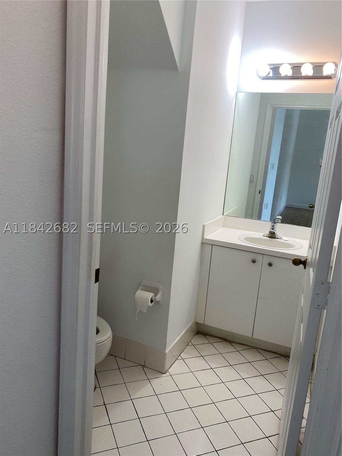 991 Ne 42nd Ave 0 Property Photo 14