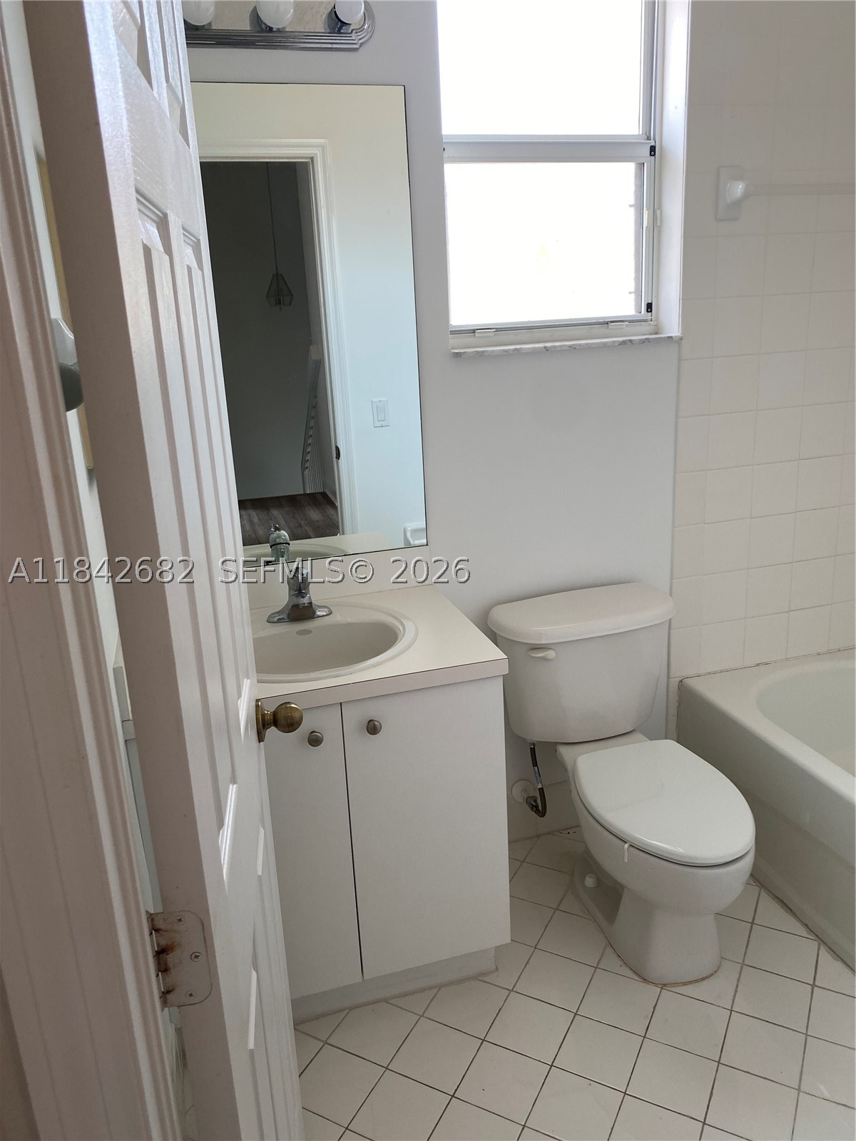 991 Ne 42nd Ave 0 Property Photo 18