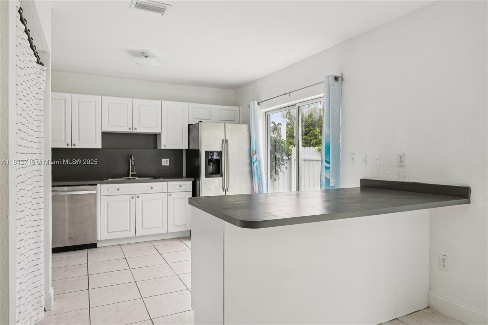 27277 Sw 121st Ct Property Photo 5